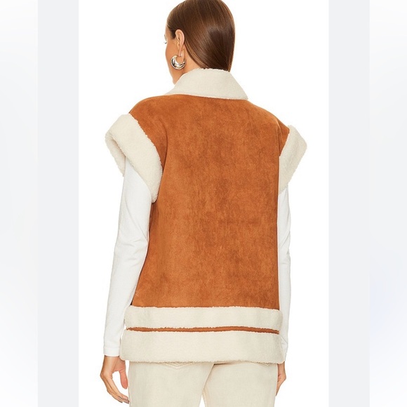 Central Park West Alwyn Vest in Cognac size Large NWT - Picture 2 of 15